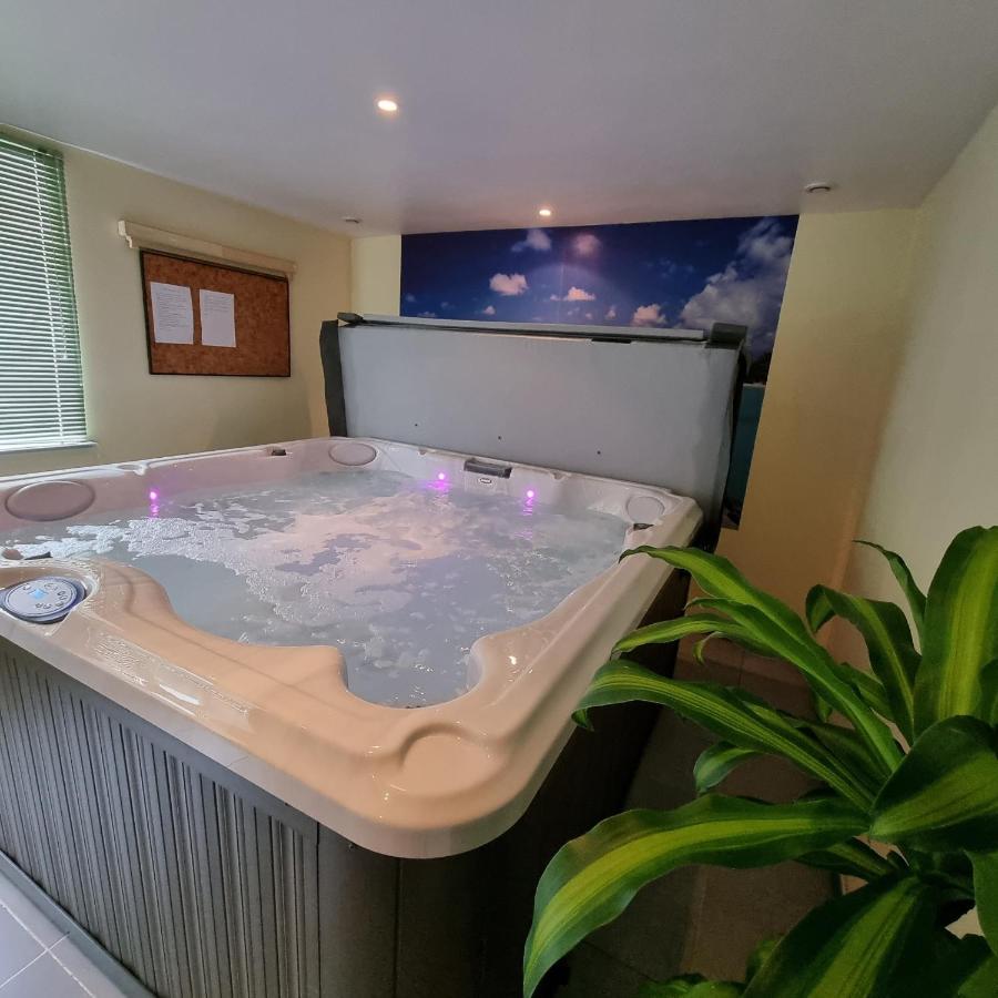 Gite Myrtille 2 A 6 Personnes Avec Spa Et Salle De Jeux Dans La Residence Ventron Exterior photo
